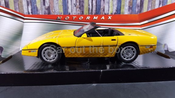 1986 Corvette geel 1:24 Motormax - 1