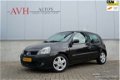 Renault Clio - 1.6-16V Community - 1 - Thumbnail