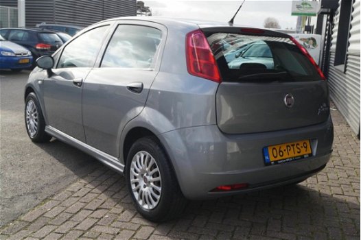 Fiat Grande Punto - 1.3 M-Jet Actual 5 DRS AIRCO/DEALER OH/1ste EIG/69 DKM - 1