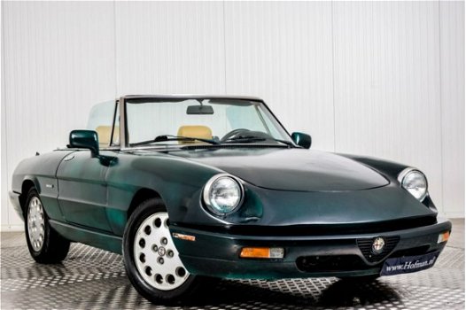 Alfa Romeo Spider - 2.0i - 1