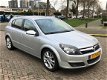 Opel Astra - 2.0 T Cosmo 5-deurs 170 PK 6-bak 1 jaar apk Keurige auto NAP - 1 - Thumbnail