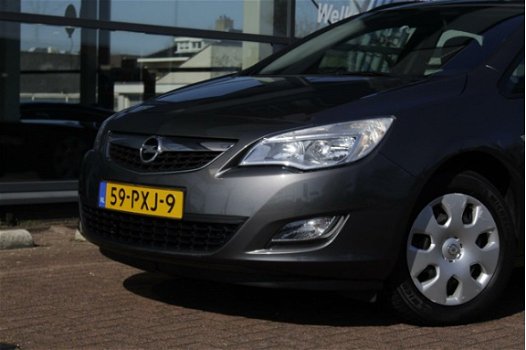 Opel Astra - 1.4 EcoFLEX 100pk EDITION |Parkeersensoren Achter | Trekhaak - 1