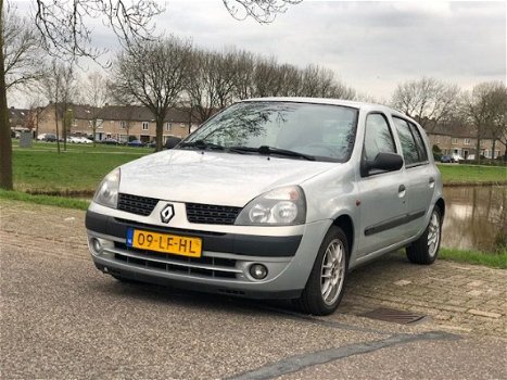 Renault Clio - 1.2 16V Billabong - 1