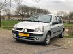 Renault Clio - 1.2 16V Billabong - 1 - Thumbnail