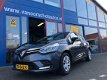 Renault Clio Estate - 1.2 Limited Led Airco bj2017 - 1 - Thumbnail