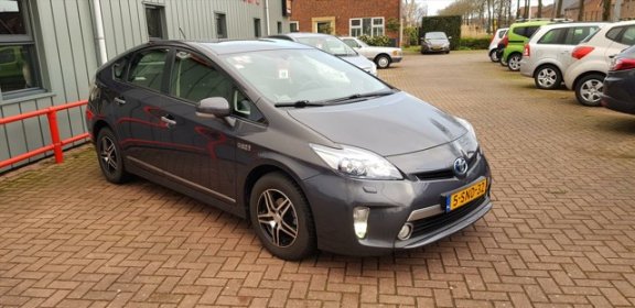 Toyota Prius - 1.8 Plug-In Hybrid 136PK Aut Dynamic Business - 1