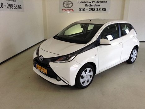 Toyota Aygo - 1.0 VVT-i x-play, camera, NL auto - 1