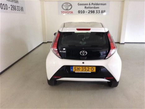 Toyota Aygo - 1.0 VVT-i x-play, camera, NL auto - 1