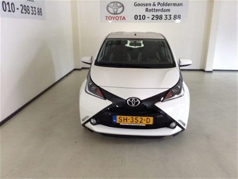 Toyota Aygo - 1.0 VVT-i x-play, camera, NL auto - 1