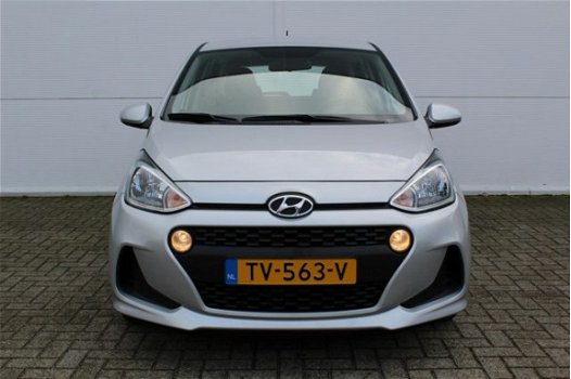 Hyundai i10 - 1.0i Comfort *COMPANY CAR - 1