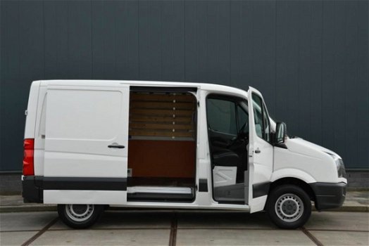 Volkswagen Crafter - 32 2.0 TDI 143 PK Airco Schuifdeur Trekhaak - 1