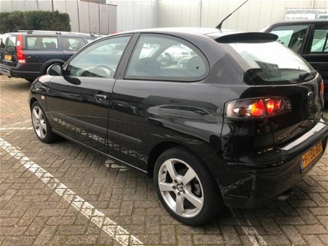 Seat Ibiza - 1.9 TDI FR Navigatie clima elektrische ramen+spiegels lm-velgen apk 09-05-2020 - 1