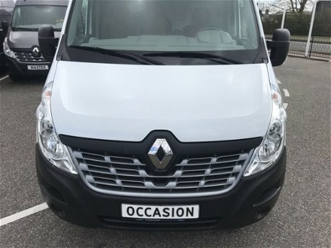 Renault Master - T33 2.3 dCi L2H2 130 pk 40.280 km - 1