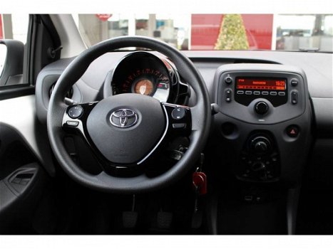 Toyota Aygo - 1.0 VVT-i x-fun 5drs Airco Bluetooth - 1
