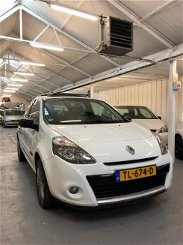 Renault Clio - 1.2 20th Anniversary panoramadak inruil mogelijk super nette auto - 1