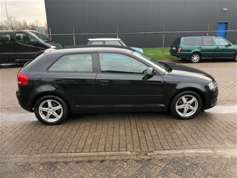 Audi A3 - 2.0 TDI 140pk | Clima | Navi | - 1