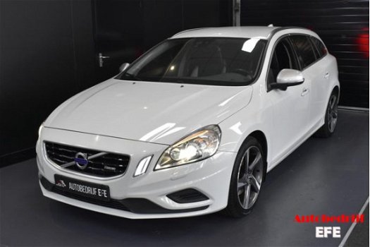 Volvo V60 - D3 Summum - 1