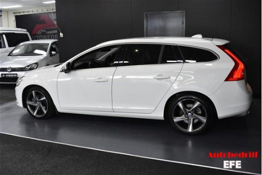 Volvo V60 - D3 Summum - 1