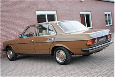 Mercedes-Benz 200-280 (W123) - 200-serie (240 D | W123 | Topstaat