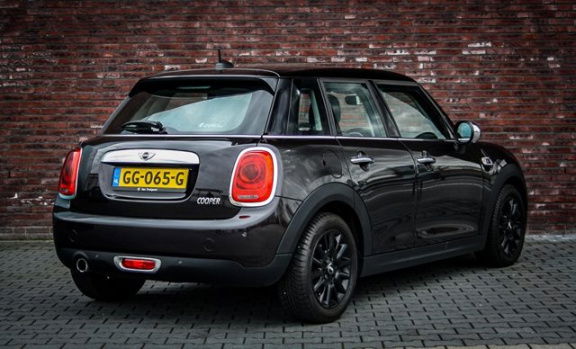 Mini Mini Cooper - 1.5 Business + 5Deurs + Orgnl + Full Led - 1