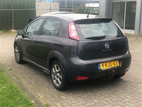 Fiat Punto Evo - 1.3 M-Jet Lounge OP AFSPRAAK GEOPEND T/M 01-01 NIEUWE APK / N.A.P / LM VELGEN / AIR - 1