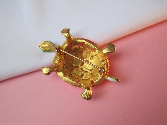 Broche goudkleurig verguld en roze groen emaille schildpad 4.9x3.0 cm - Afbeelding 3