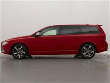 Volvo V70 - D2 140PK R-Design / NAVI / LEDER / MEM. STOELEN / AIRCO-ECC / CRUISE CONTR. / PDC / TREK