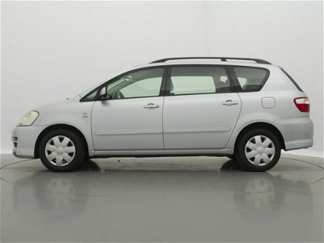 Toyota Avensis Verso - 2.0 D-4D Linea Luna 7-PERS. / AIRCO-ECC / CRUISE CONTR. / *APK TOT 4-2020* / - 1