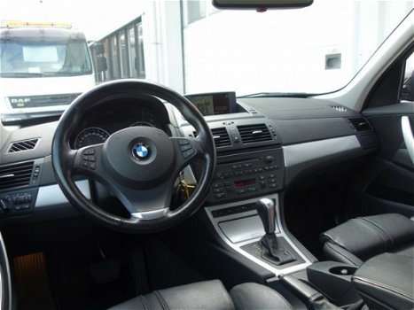 BMW X3 - 2.0D 177pk AUTOM LederSport+verw Navi Parksens v+a 18inch Introduction High Executive - 1