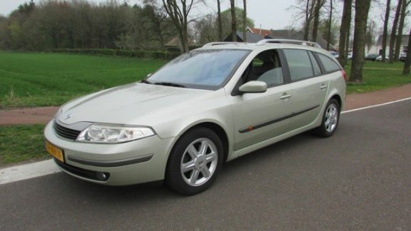 Renault Laguna Grand Tour - 1.8-16V Elective Automaat - 1