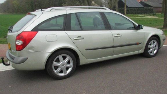 Renault Laguna Grand Tour - 1.8-16V Elective Automaat - 1