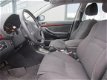 Toyota Avensis Wagon - 2.4 VVTI AUTOMAAT 163pk Lenea Luna - 1 - Thumbnail