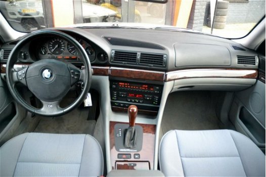 BMW 7-serie - 730d Youngtimer Clima Cruise Trekhaak 215 dkm - 1
