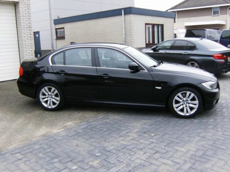 BMW 3-serie - 325i Business Line Navigatie 2e Eigenaar Nieuwstaat Facelift - 1