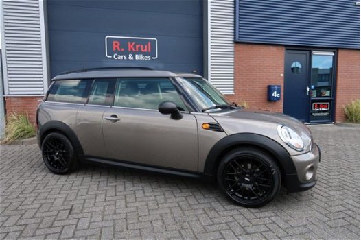 Mini Mini Clubman - 1.6 One Automaat Airco-ecc Bluetooth Dakrails Sportvelgen Pdc Boekjes aanwezig N - 1