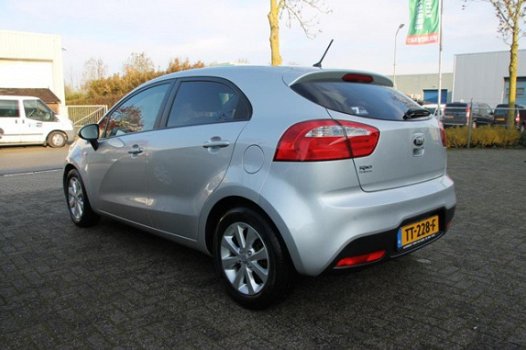 Kia Rio - 1.4 CVVT Automaat Automaat 9400 kms + airco - 1