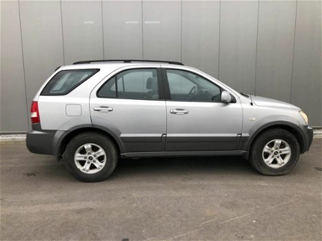 Kia Sorento - 2.5 CRDi Adventure - 1