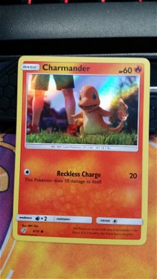 Charmander  4/18 Common (holo) Detective Pikachu