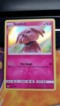 Snubull  15/18 Common (holo) Detective Pikachu
