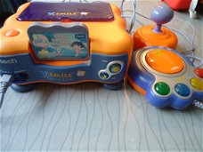 VSmile (VTech) met controller en spel van Dora (160)