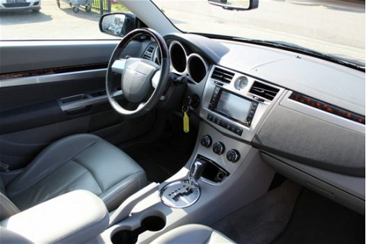 Chrysler Sebring Cabrio - 2.7 Limited Business Edition Automaat/Navigatie/Lederen bekleding+stoelver - 1
