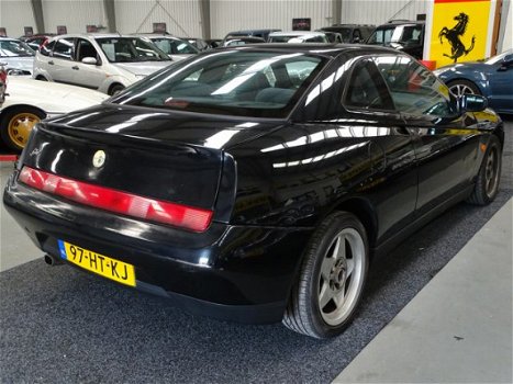 Alfa Romeo GTV - 2.0-16V T.Spark L Airco Stuurbekrachtiging - 1