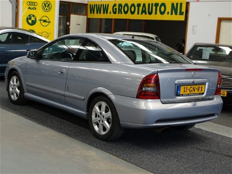 Opel Astra Coupé - 2.2-16V Airco Stuurbekrachtiging - 1