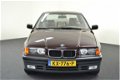 BMW 3-serie - 320 Automaat Leder Schuif/Kanteldak - 1 - Thumbnail