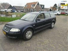 Volkswagen Passat Variant - 2.0 Comfortline CLIMA, 4XELECRAMEN, AIRCO