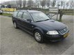 Volkswagen Passat Variant - 2.0 Comfortline CLIMA, 4XELECRAMEN, AIRCO - 1 - Thumbnail