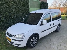 Opel Tour - 1.7 CDTI Essentia