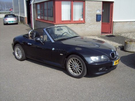 BMW Z3 Roadster - 1.9 Rijdt nieuw 10 X Z3 Voorradig - 1