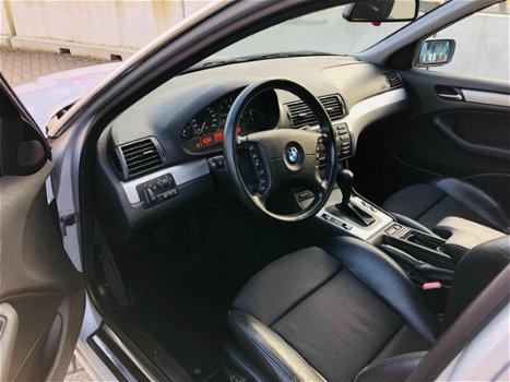 BMW 3-serie Touring - 320i Executive Airco Leer Apk - 1