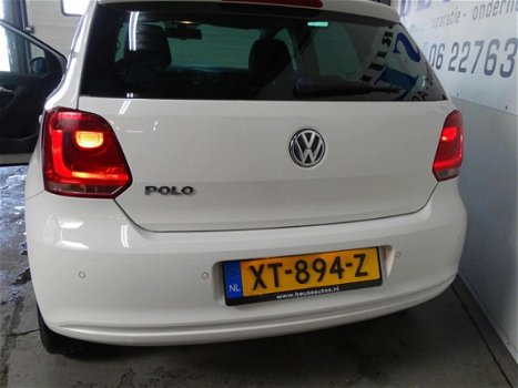 Volkswagen Polo - 1.2-12V Highline Polo 1.2-12V Highline Match/Cruise/Pdc/Airco - 1